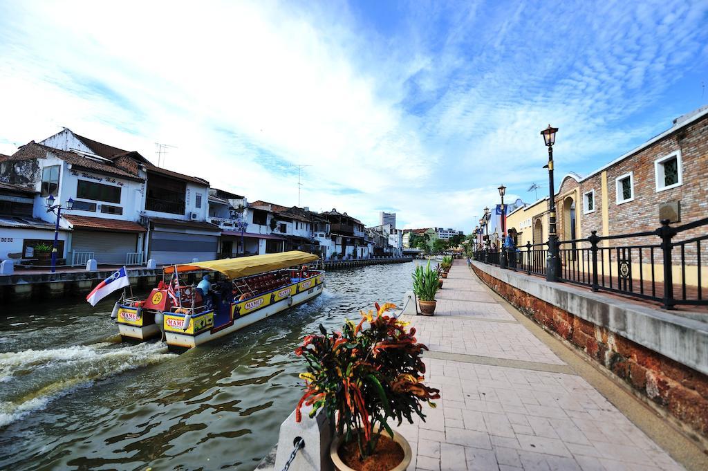 菲尼西客栈酒店 Malacca 外观 照片